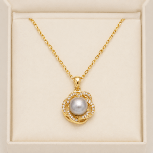 Australian South Sea pearl solitaire pendant necklace in 18K yellow gold | Ideal Pearl Co.
